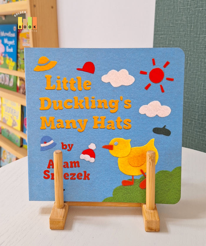 Little Duckling's Many Hats