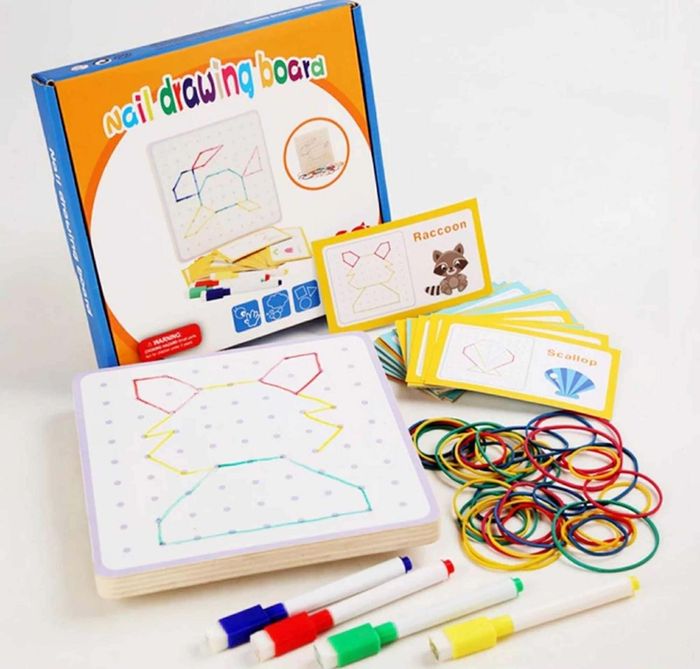 Nail drawing board 