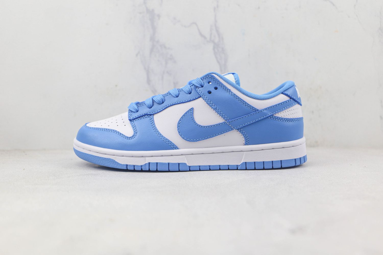 Nike Dunk Low UNC University Blue