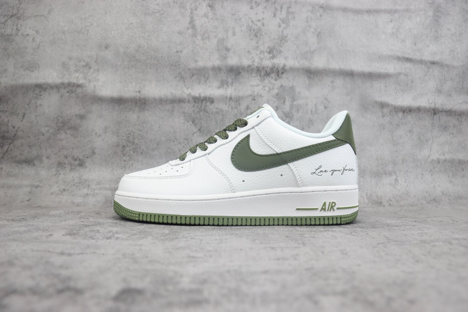 Nike Air Force 1 Low 371