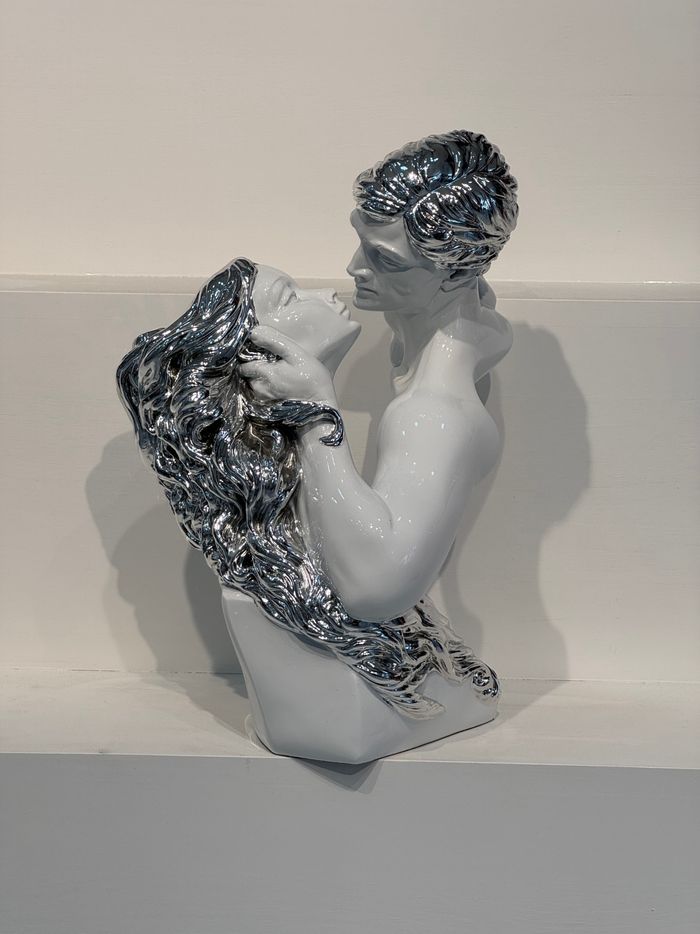 Couple's Sculpture