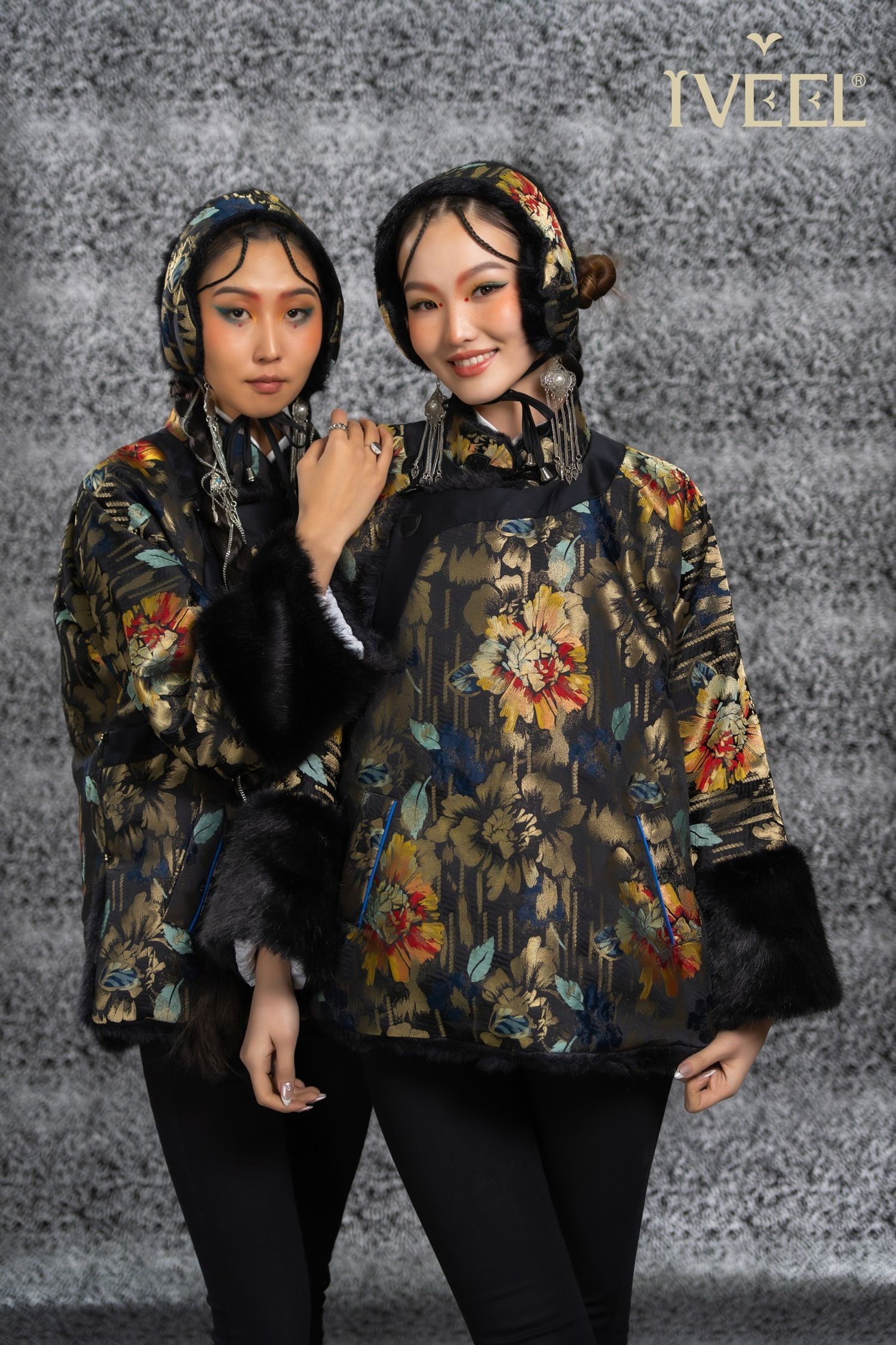 Ханцуй үстэй богино хүрэм