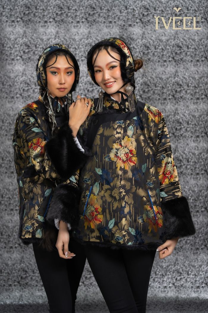 Ханцуй үстэй богино хүрэм