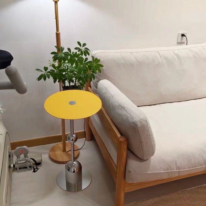 Жижиг ширээ