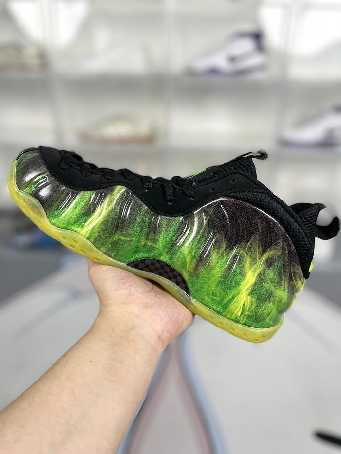 Nike Air Foamposite One ParaNorman