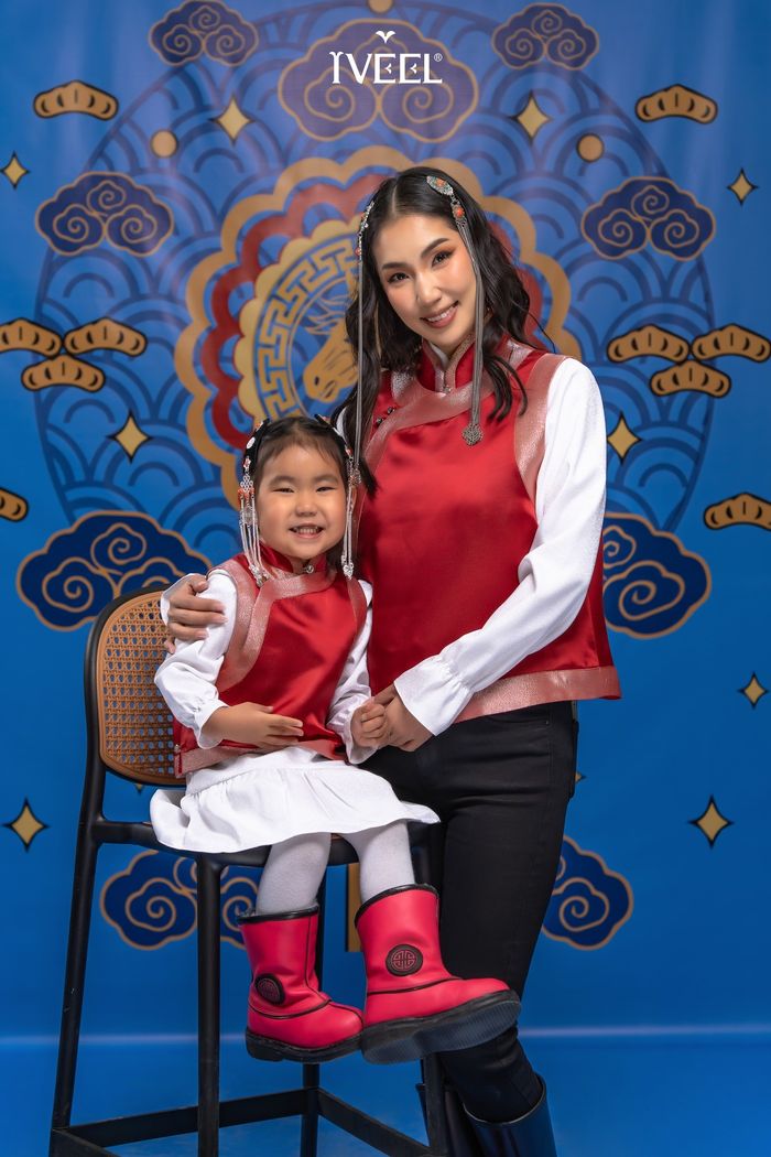 Өргөн оруулгатай уламжлалт хантааз