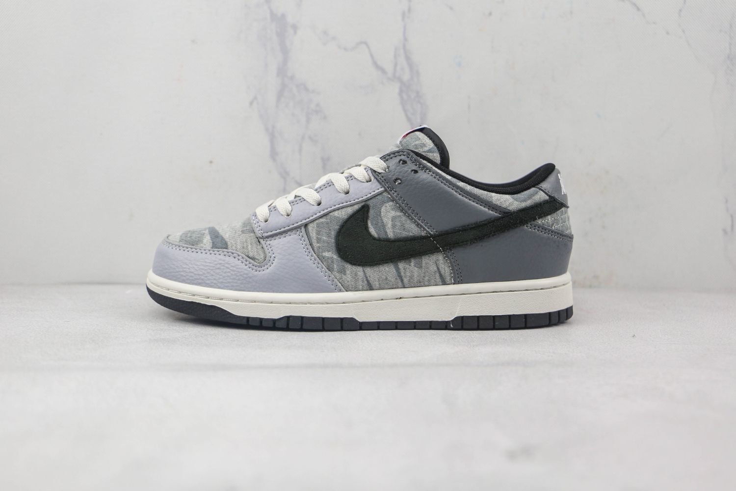 Nike Dunk Low SE Copy Paste