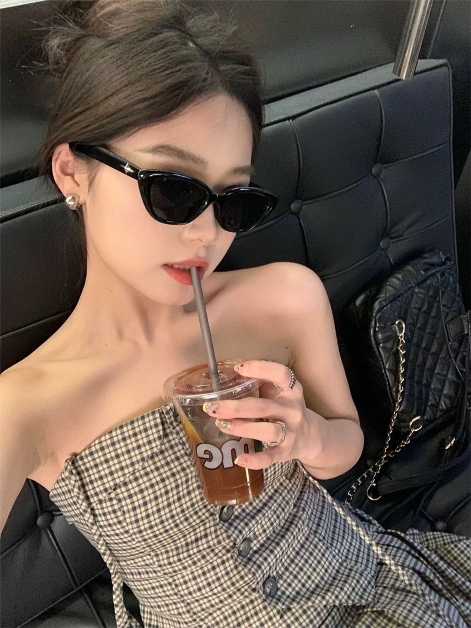 Хар нарны шил одтой