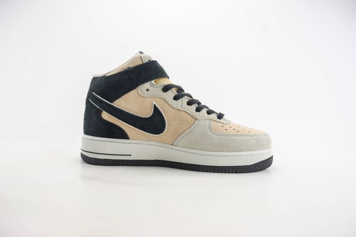 Nike Air Force 1 Mid