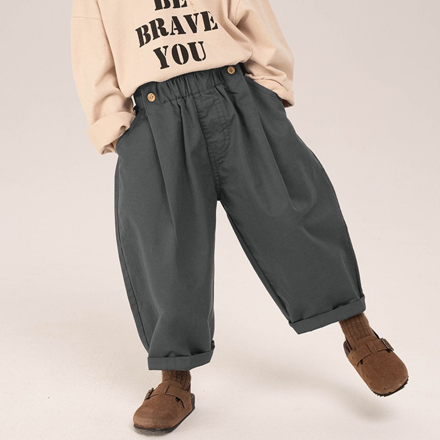  Өргөн даавуун өмд-товчтой 