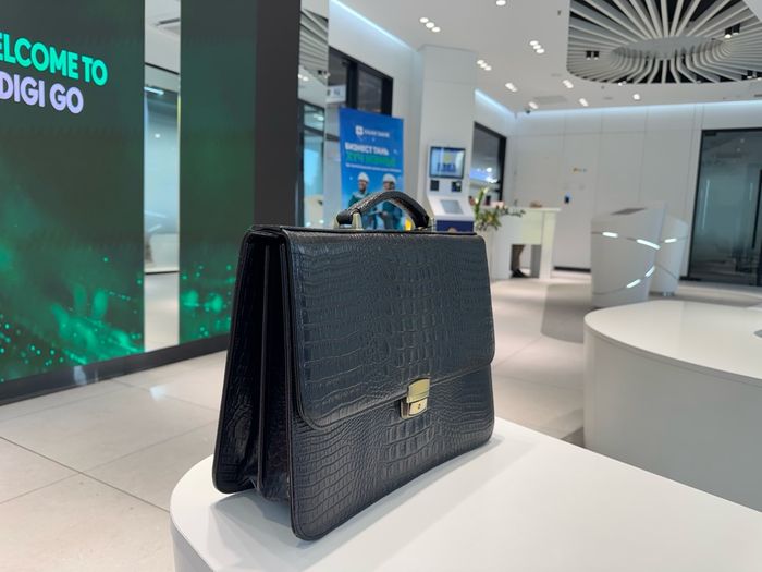 B#22 - ПОРТФЕЛЬ ЦҮНХ | BUSINESS BAG