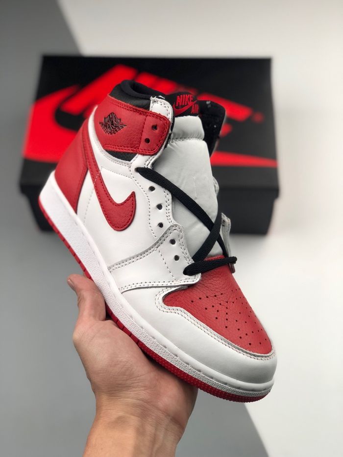 Air Jordan 1 High “Heritage”