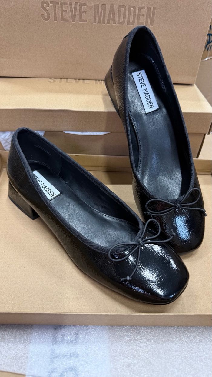 Steve Madden black