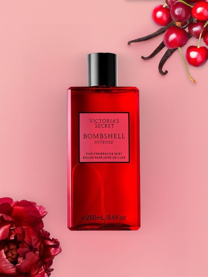 Bombshell intense fragrance mist