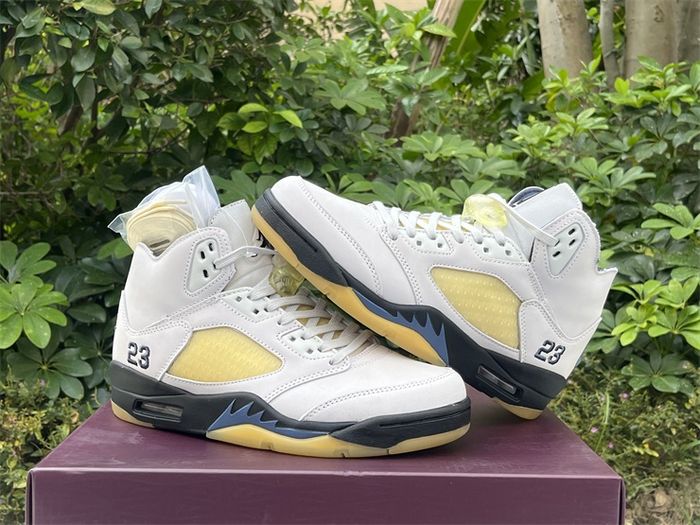 Jordan 5 Retro A Ma Maniére Dawn (Women's)