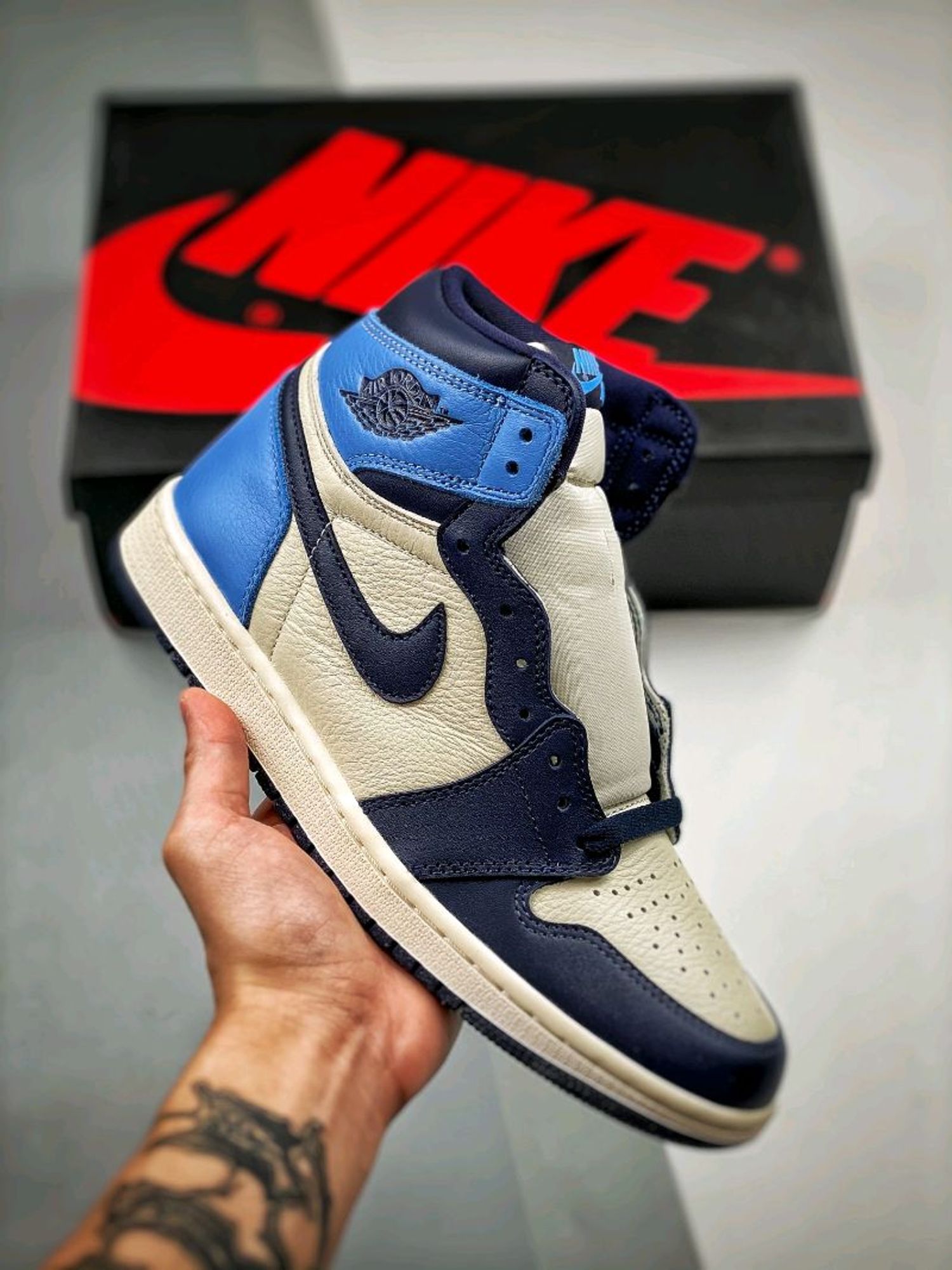 Jordan 1 High "Obsidian"