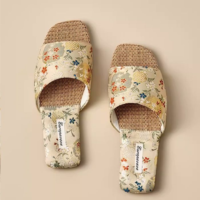 Торгон шаахай