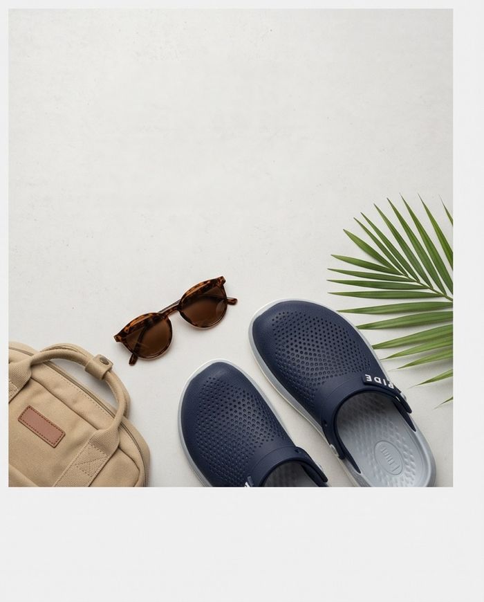 crocks ride blue