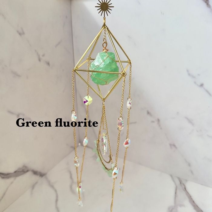 Suncatcher | Цонхны Гоёл 
