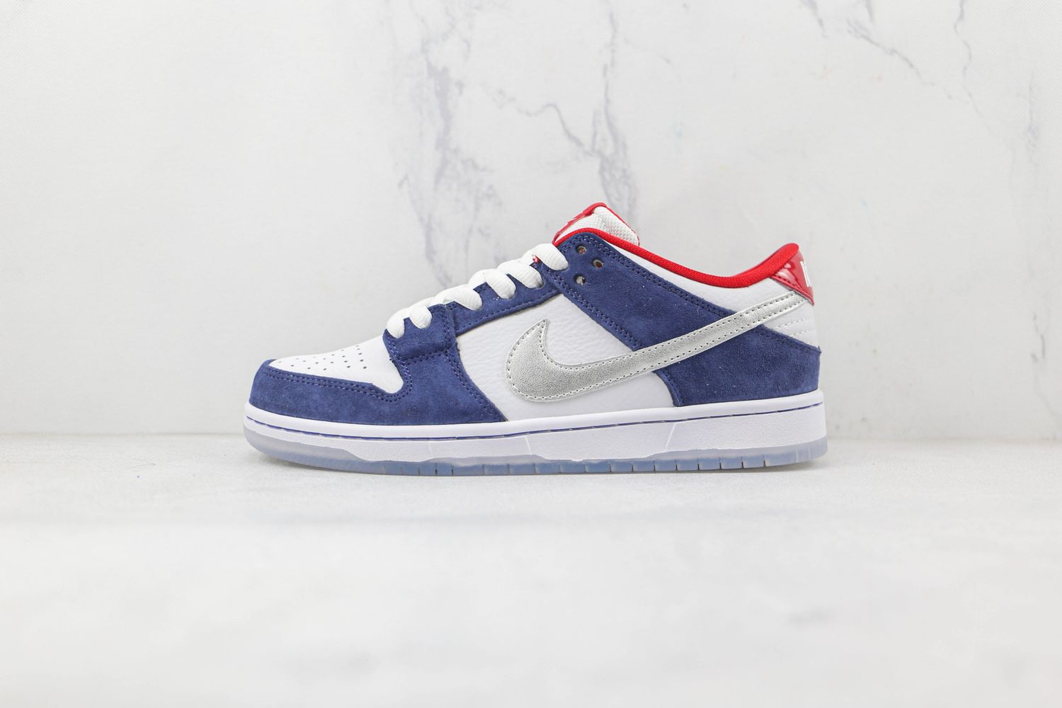 NK SB Dunk Low lshod Wair’BMW’ 