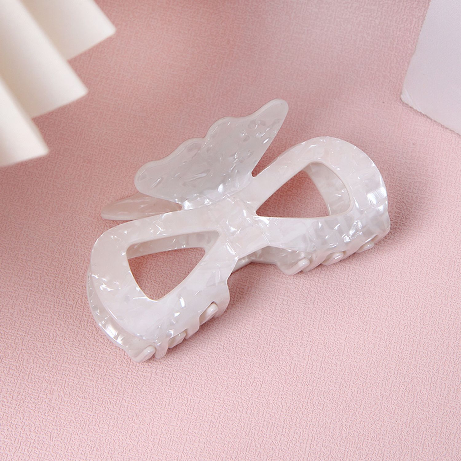 Bowknot Hollow-Out Claw Clips