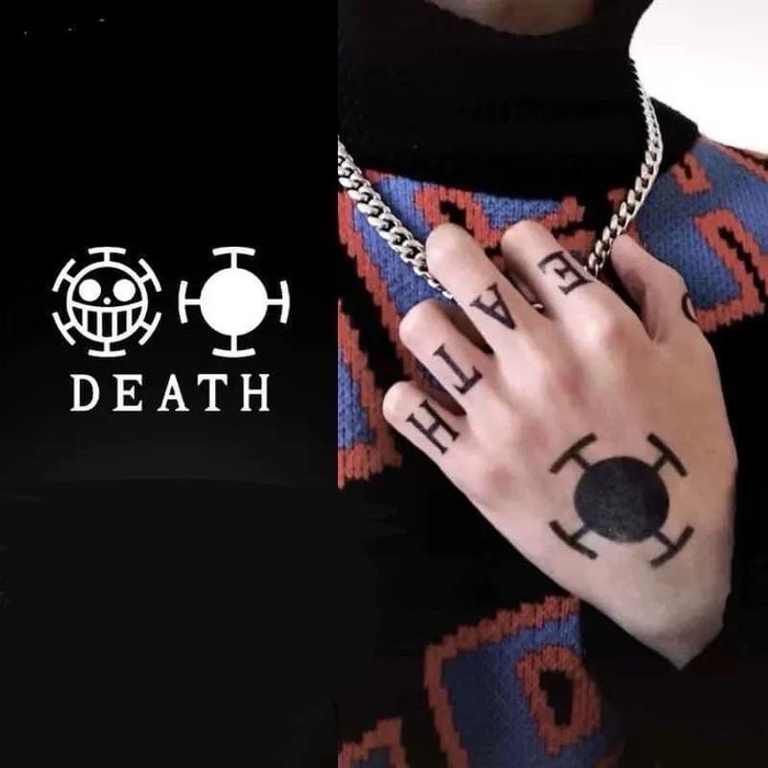 Law Tattoo | One piece