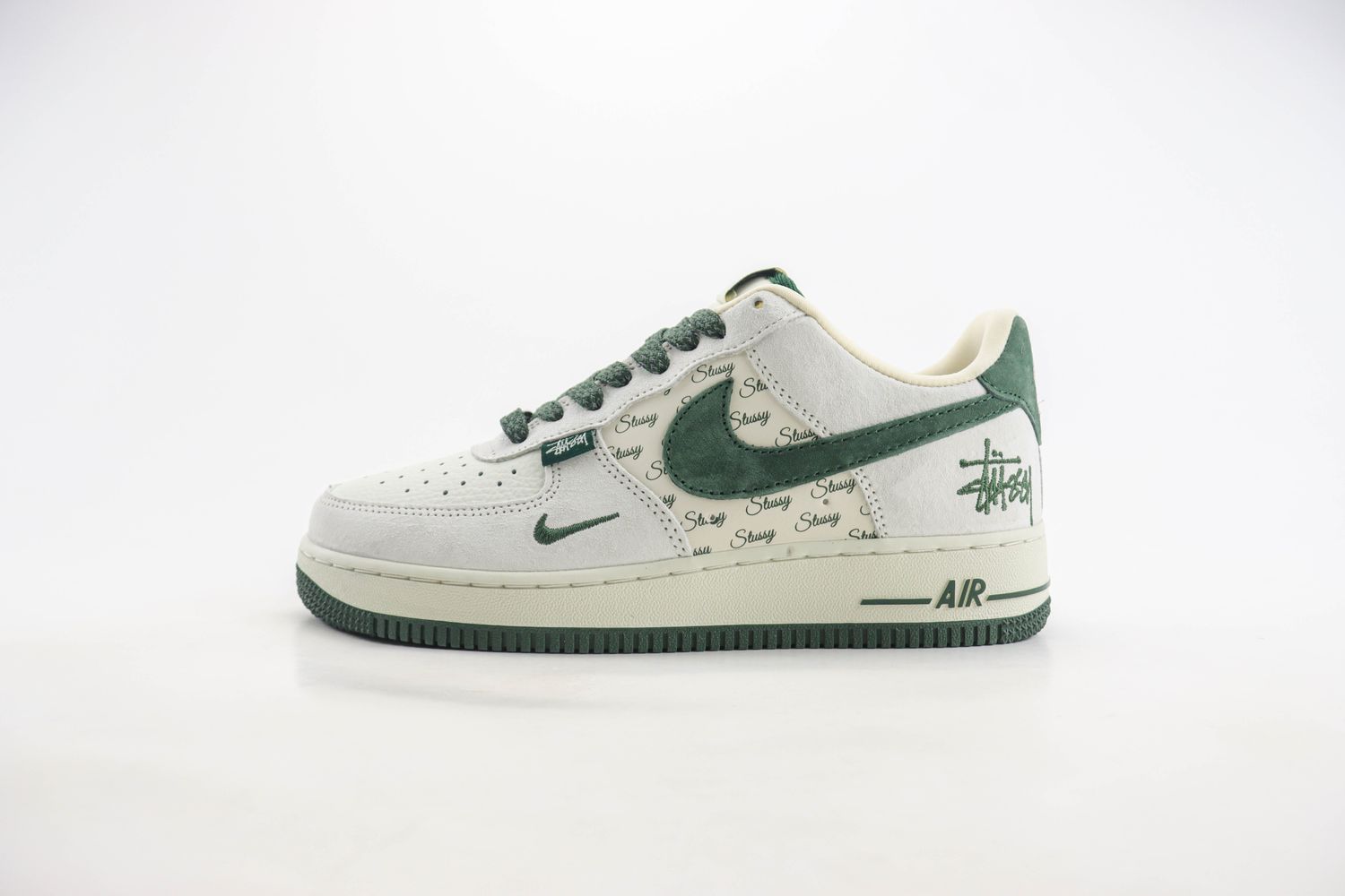 Nike Air Force 1 Low x Stussy 74