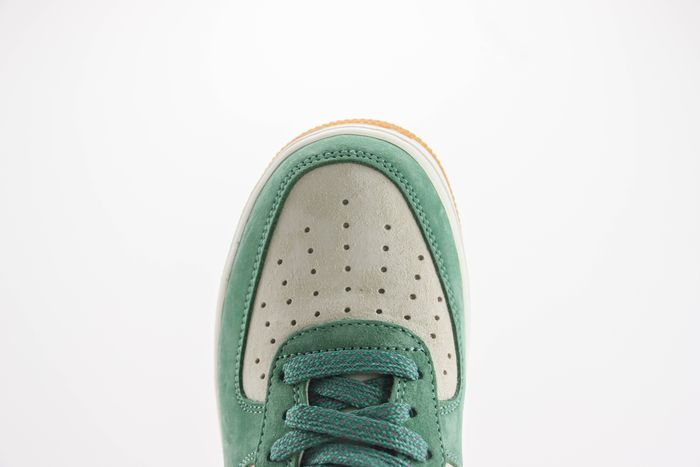 Nike Air Force 1 07 Low Suede Green White 