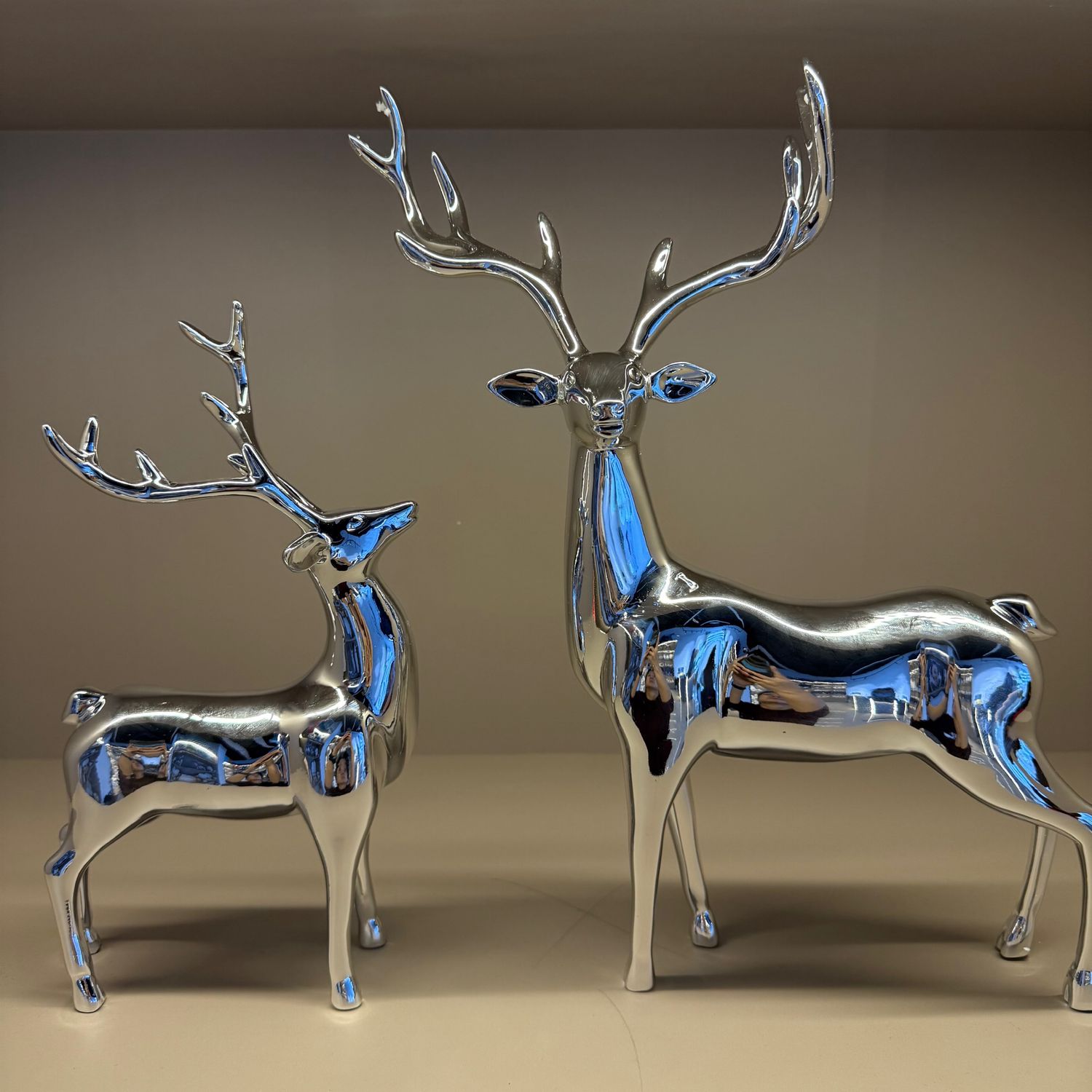 Декор мөнгөлөг хос буга 