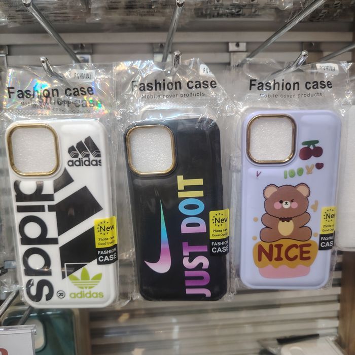 iPhone 12ProMax Зурагтай Бөмбөгөр Кэйс 
