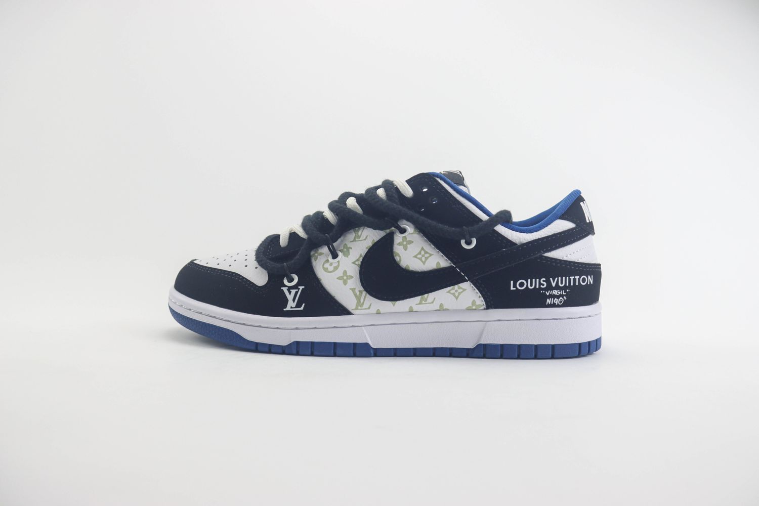  Nike SB Dunk Low x LV 81