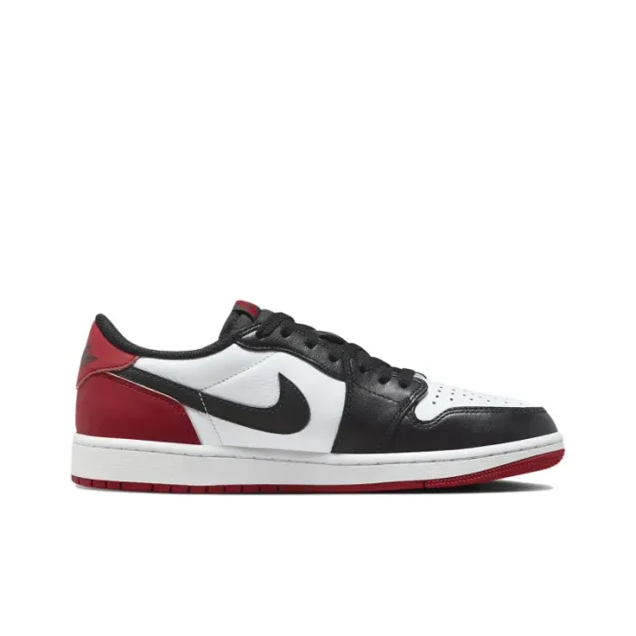 Jordan 1 Retro Low OG Black Toe 2023