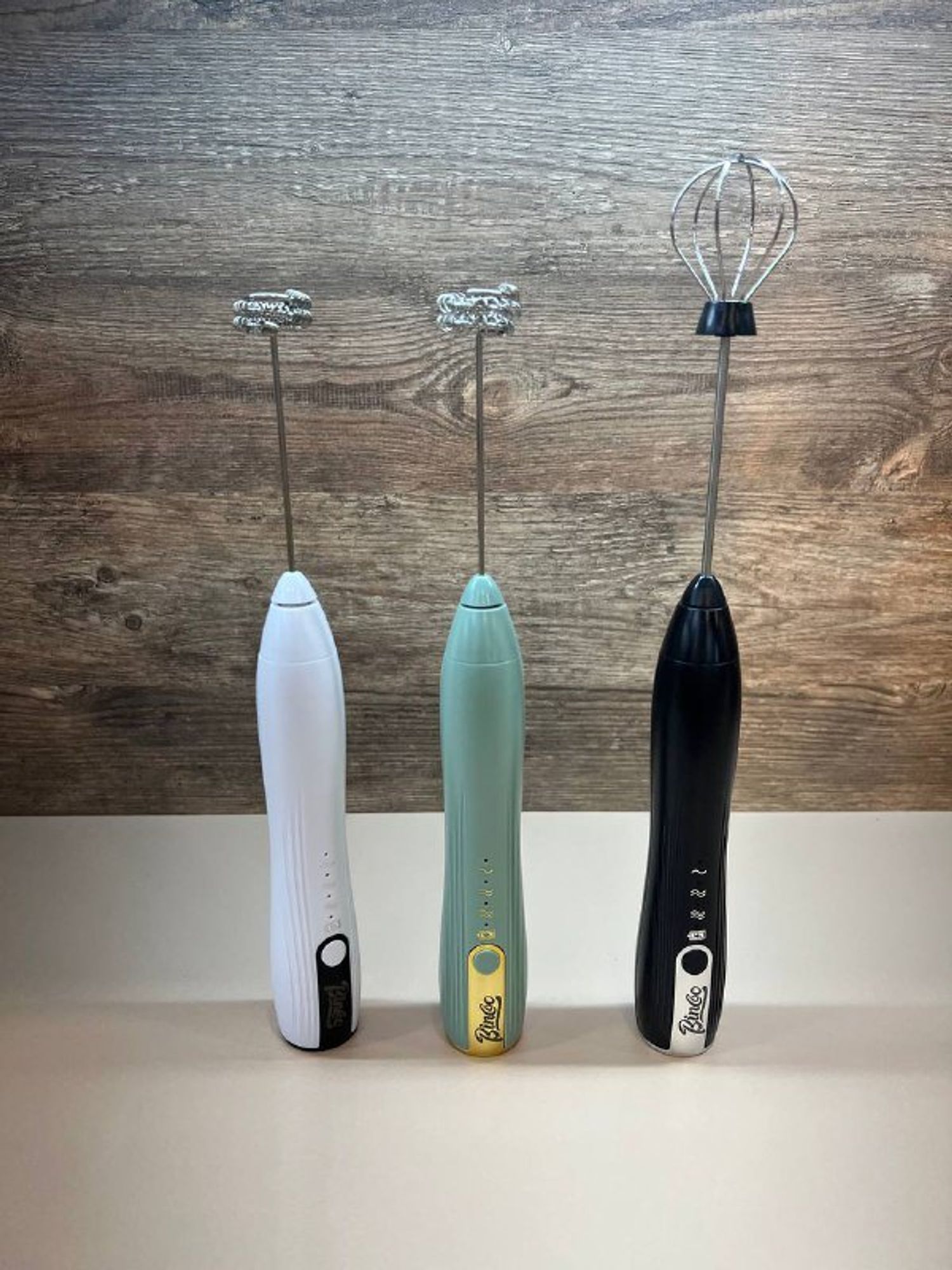 Сүү хөөсрүүлэгч