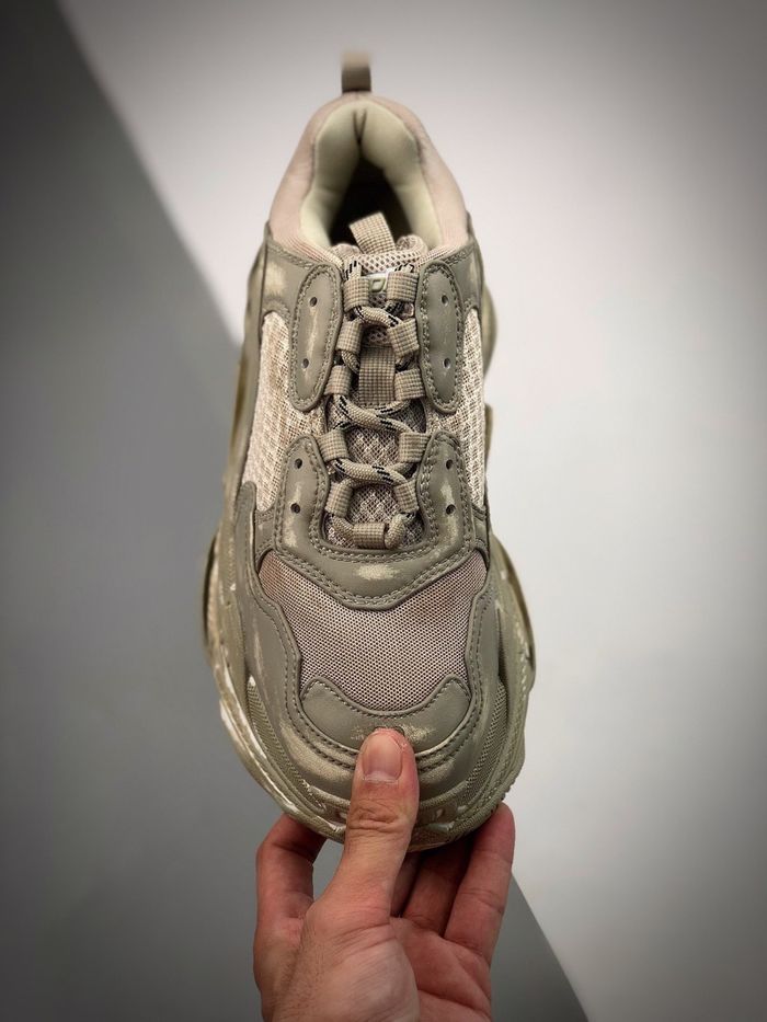 Balenciaga Triple S 