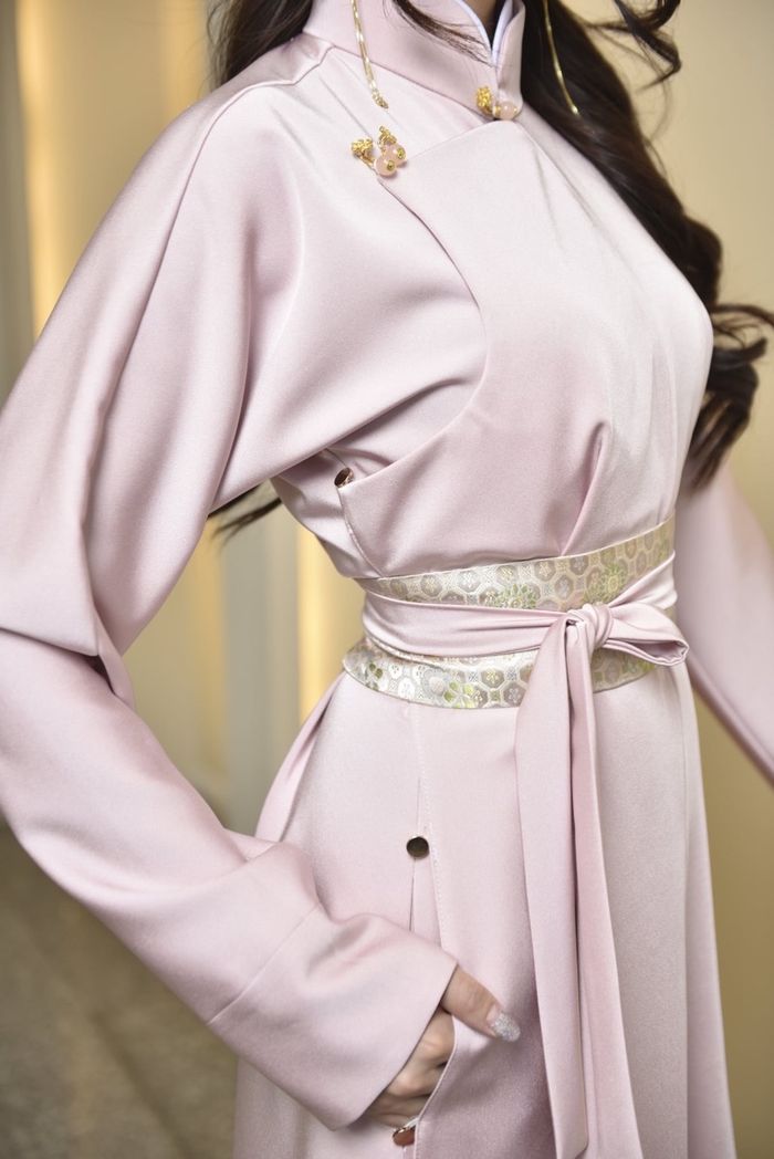 https://cdn.zochil.shop/e6ea074d-636f-4811-9488-4a07e97b6c18_t700.jpg