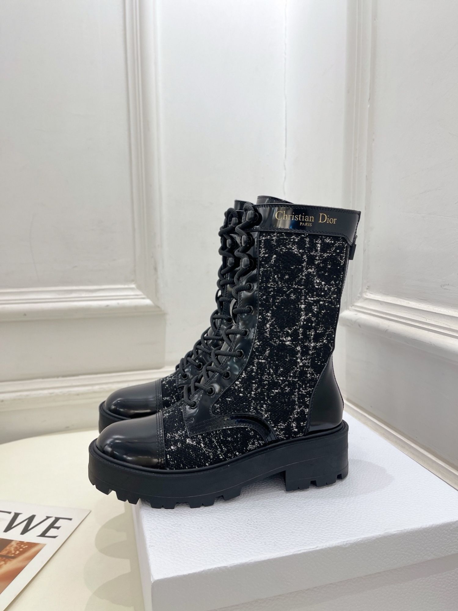 Эмэгтэй өвлийн гутал