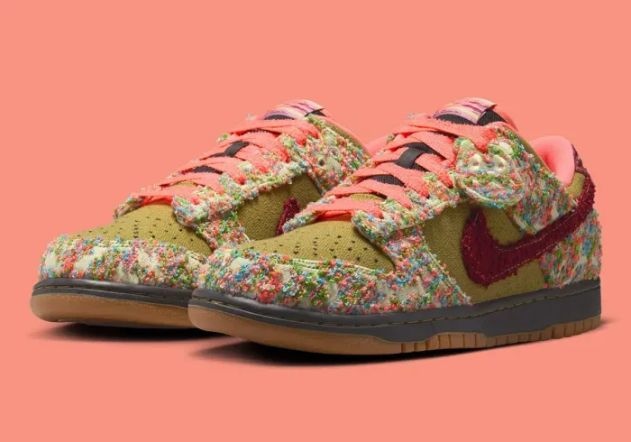 Nike Dunk Low "Panda Monium"