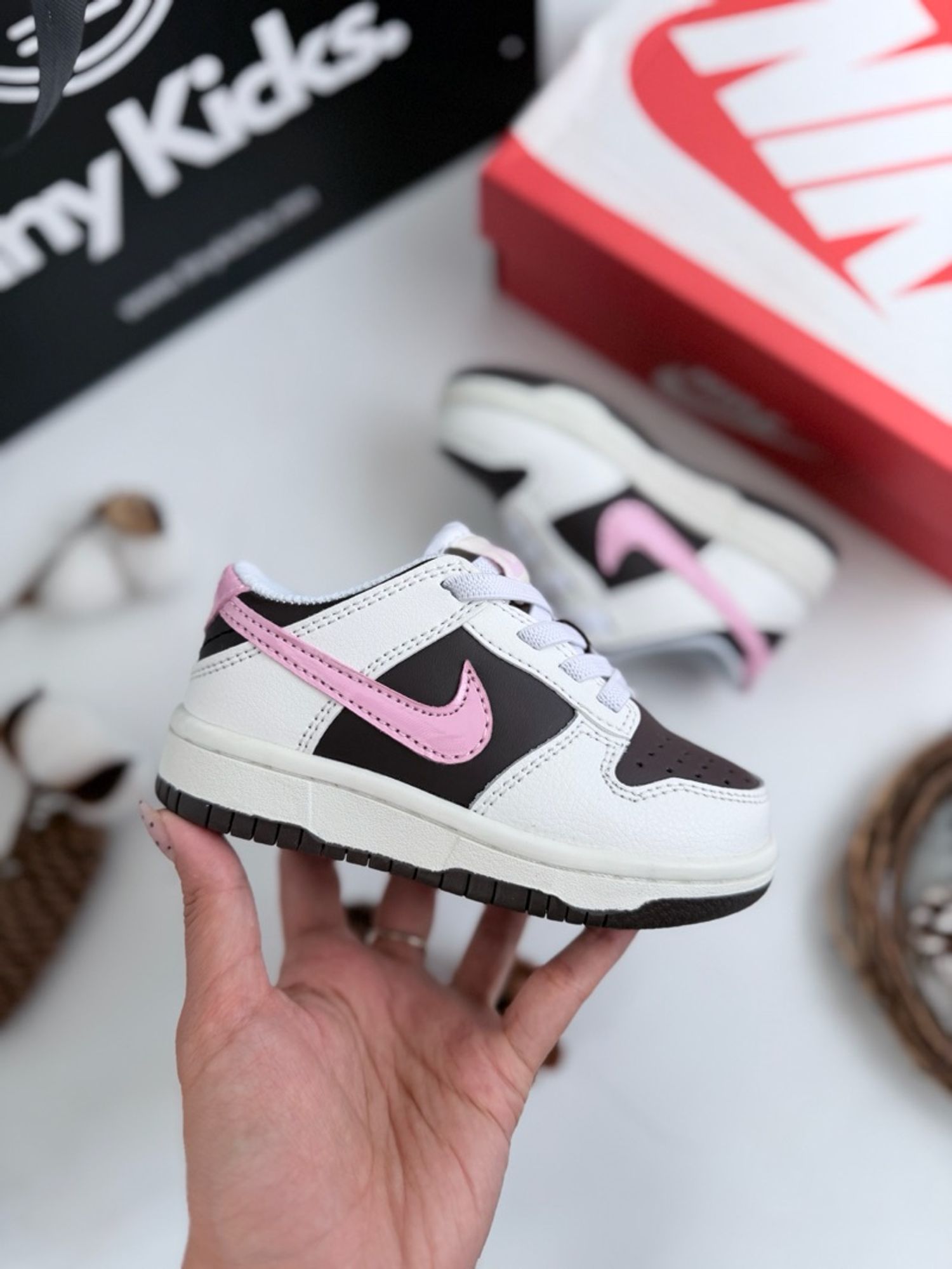 Dunk Low Pink Brown