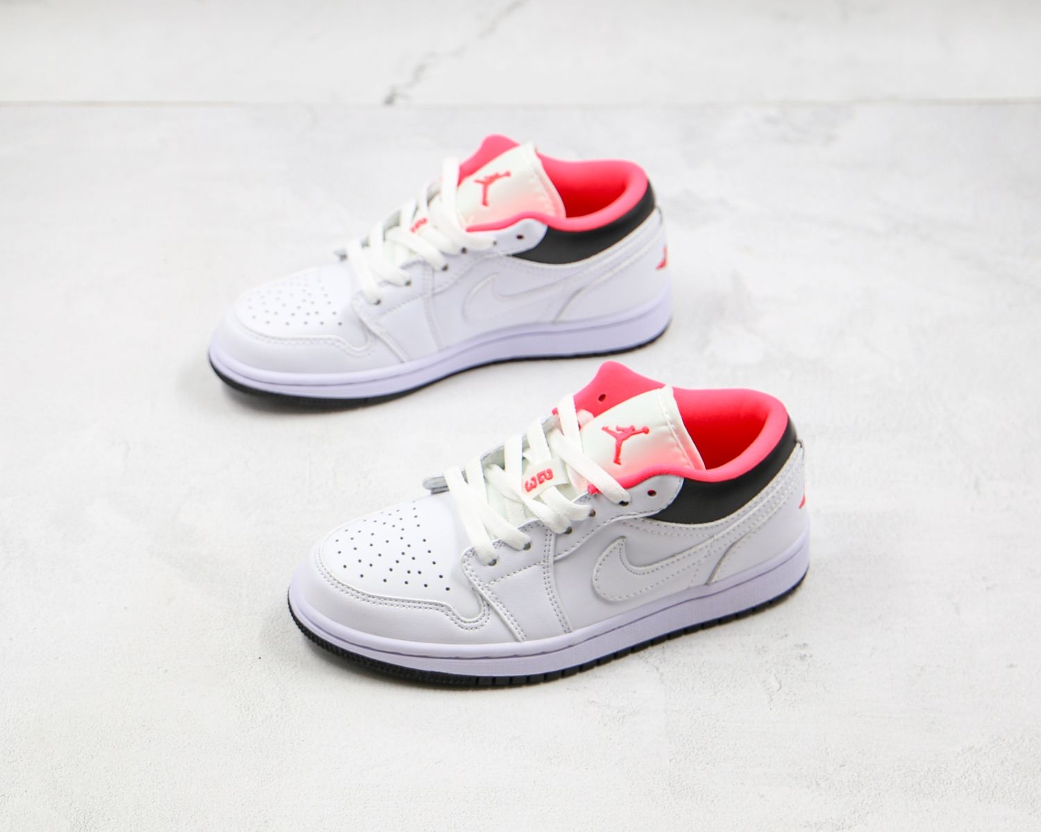 Jordan 1 Low White Black Infrared (GS
