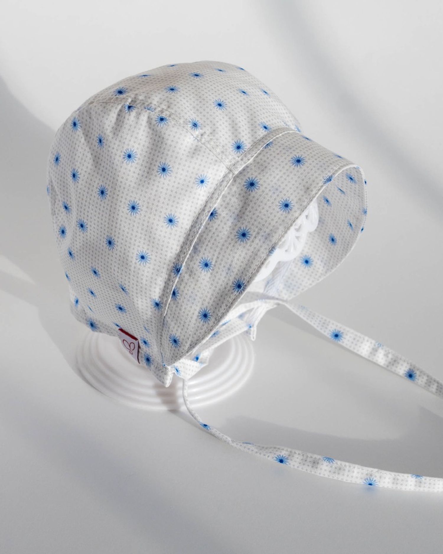 Brim bonnet Blue daisy