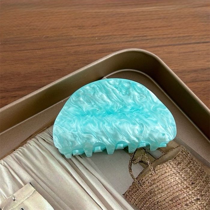 Hair claw clip