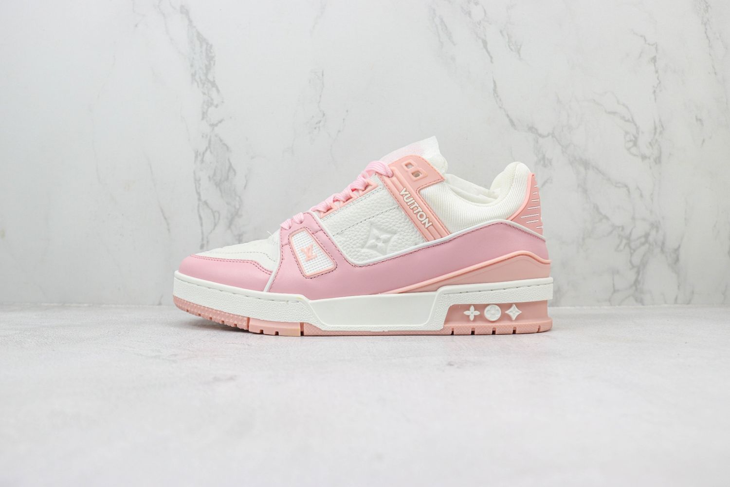 Louis Vuitton Trainer Rose Pink