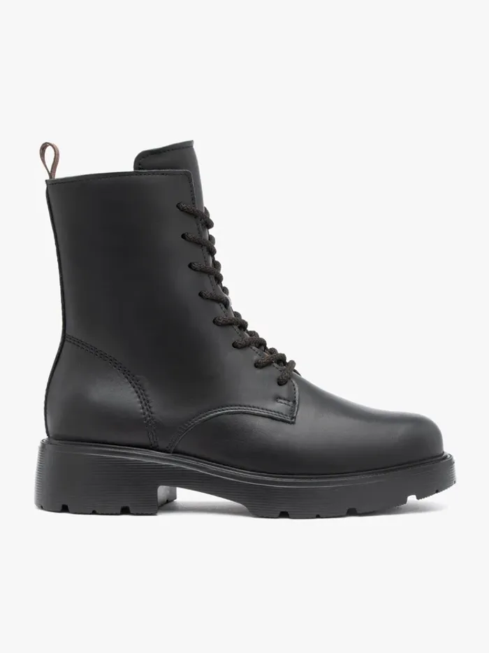 WINTER BOOTS