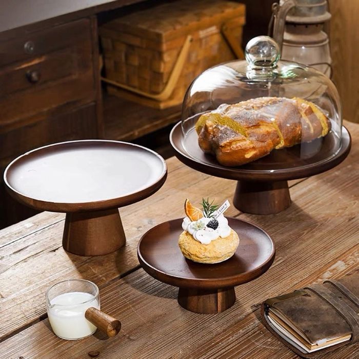 Модон, суурьтай таваг