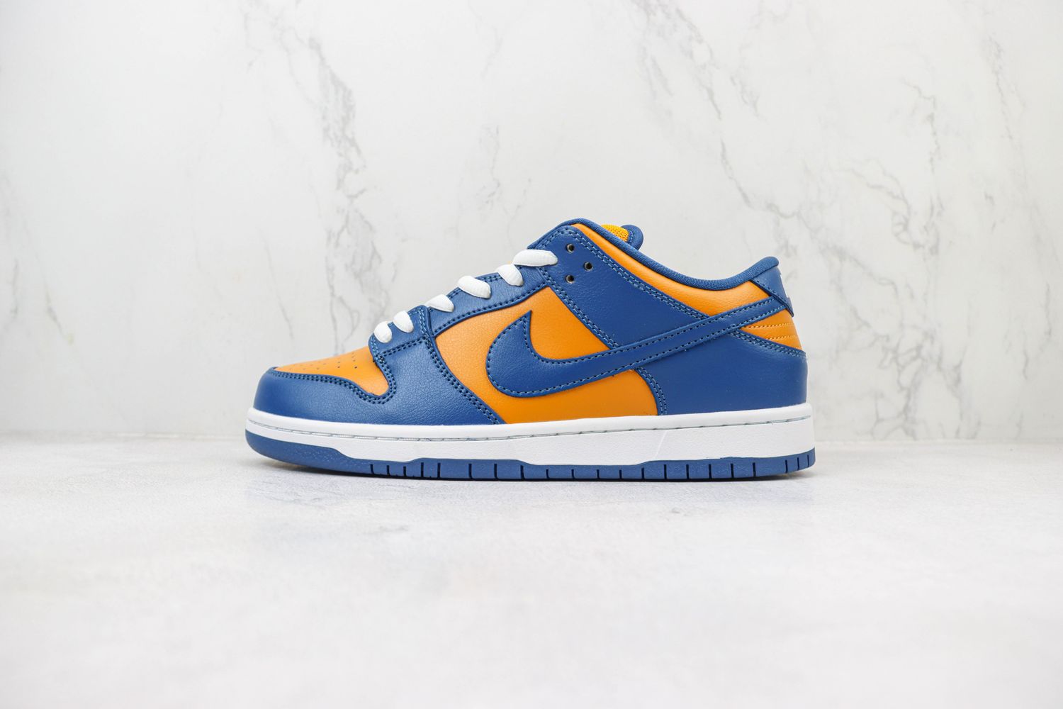 Nike  Dunk Low "UCLA"