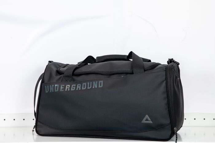 TRAVELLING BAG
