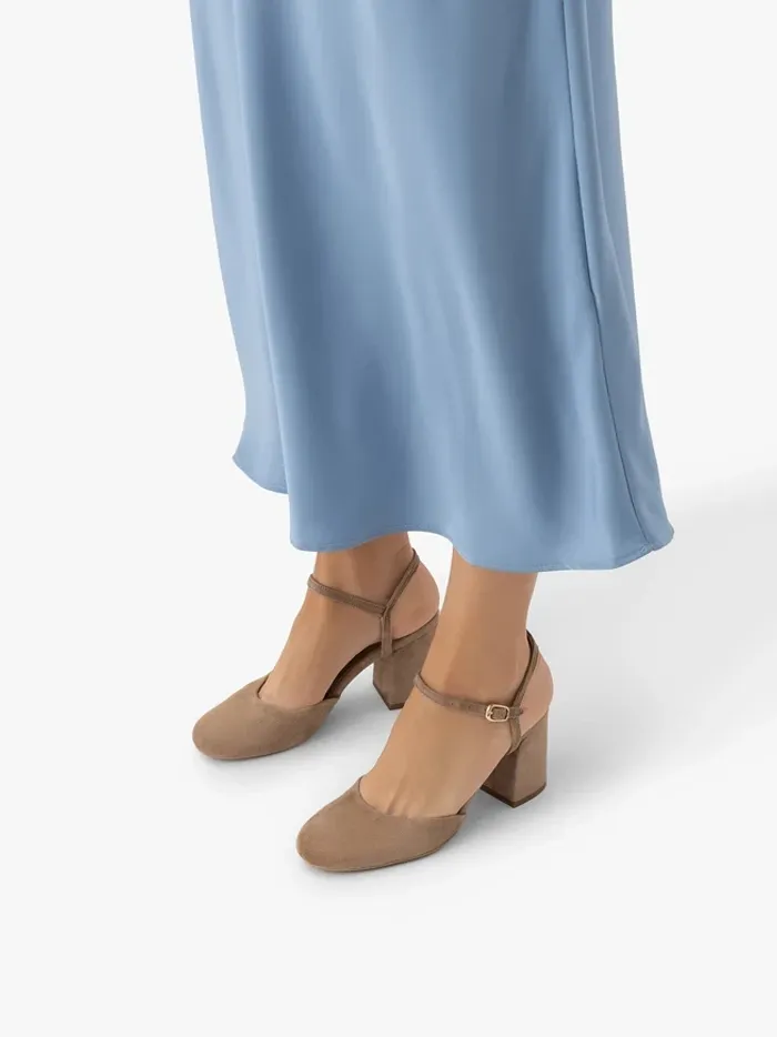 HEELS