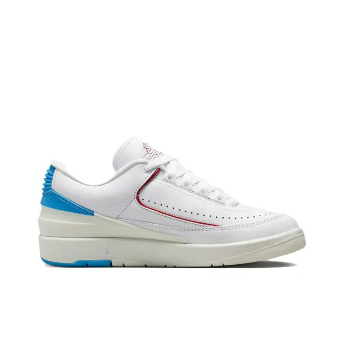 Jordan 2 Retro Low NC To Chi 
