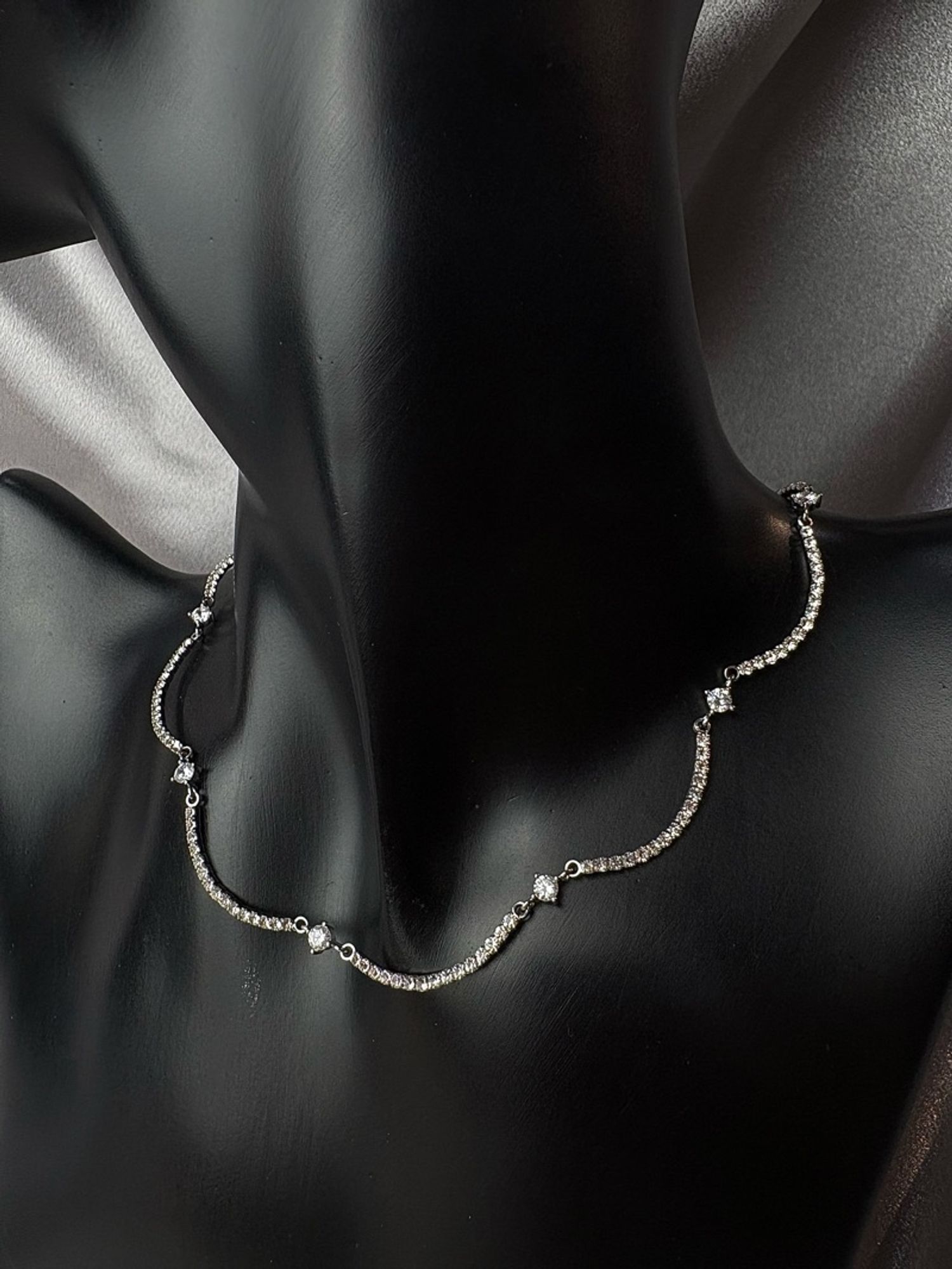 Хүзүүний зүүлт