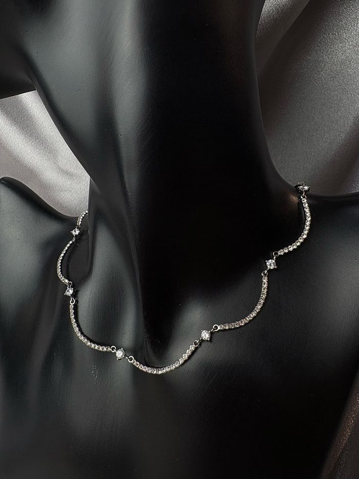 Хүзүүний зүүлт